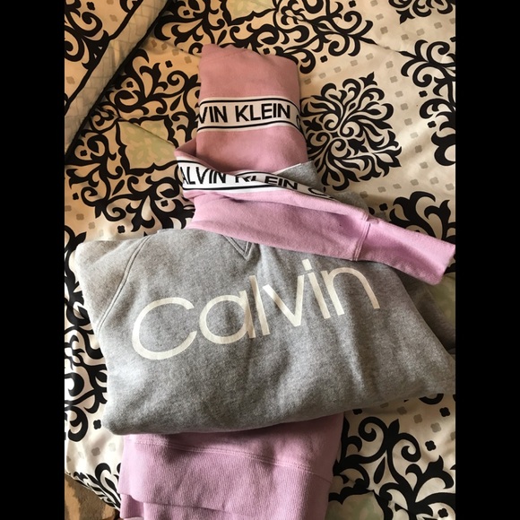 Calvin Klein Sweater bundle SOLD - Picture 1 of 4